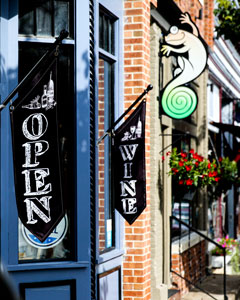 Photo of uptown Mount Vernon shops
