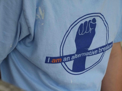 Cornell College students participate in Alternative Breaks Program.