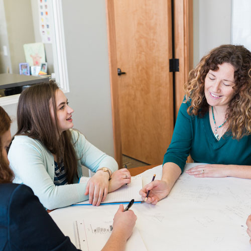 Students in the Dunge Writing Studio getting academic help