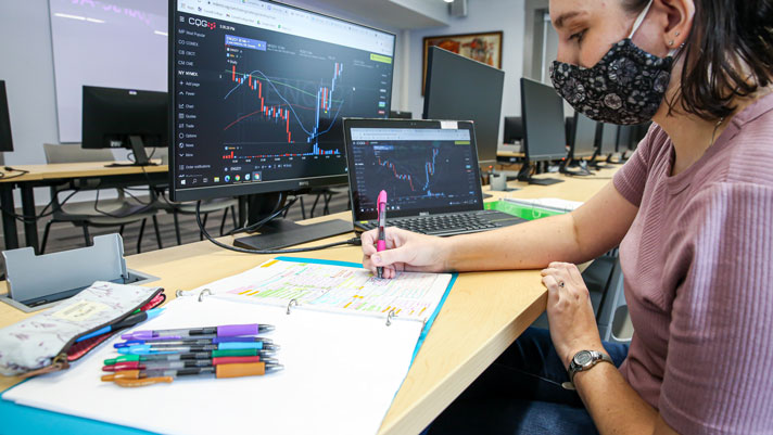 Cornell College students work in the Finance Lab on campus.