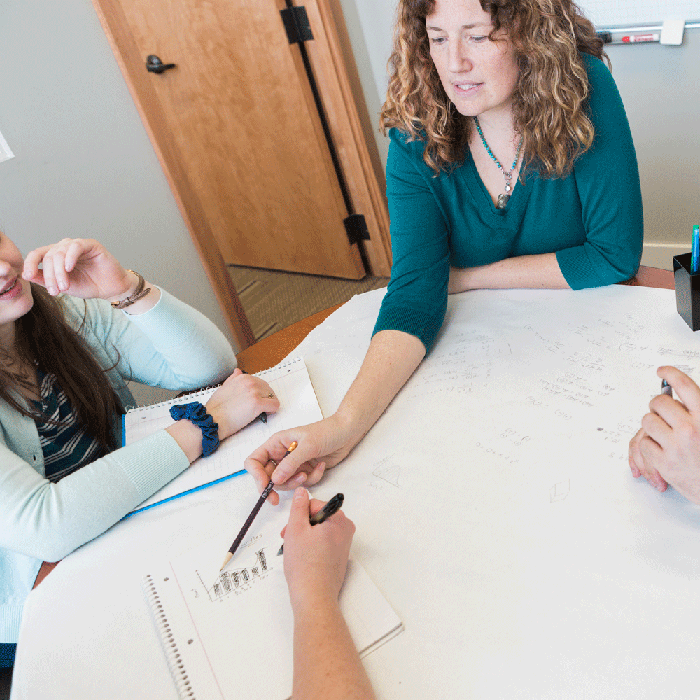 Cornell College students get assistance with their math at the Quantitative Reasoning Studio